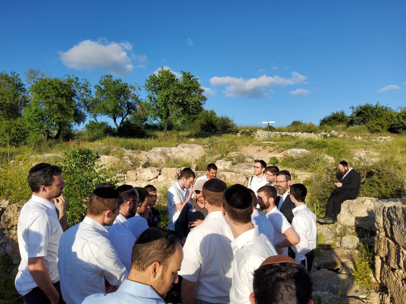 טיול גיבוש בטבע